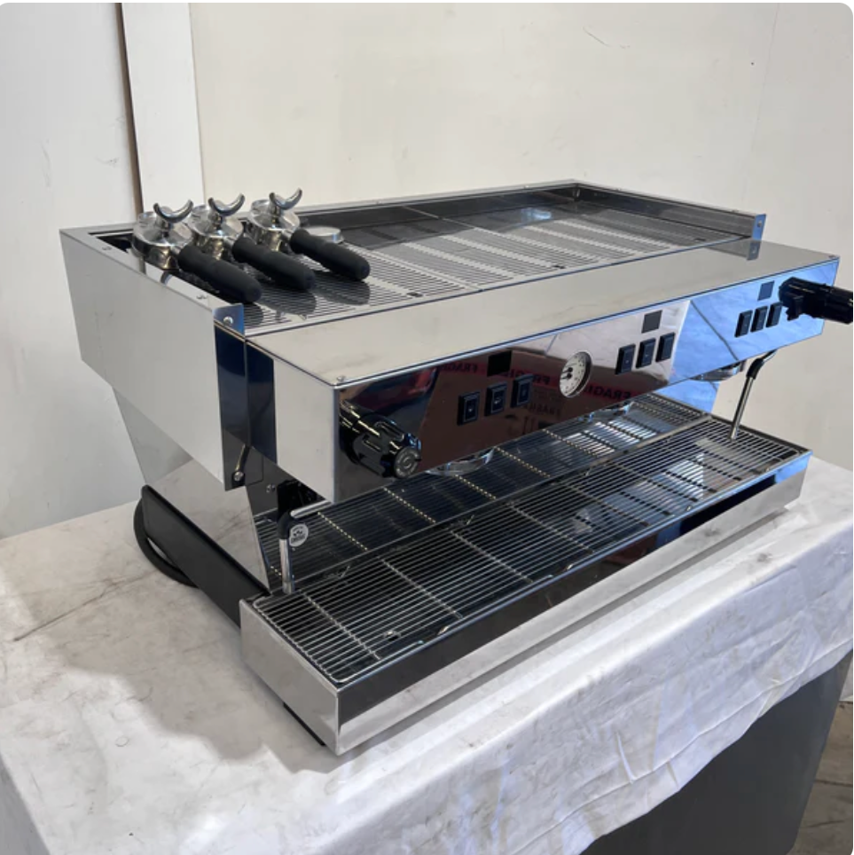 La Marzocco Linea Classic 3 Group (Certified Used | Fully Refurbished)